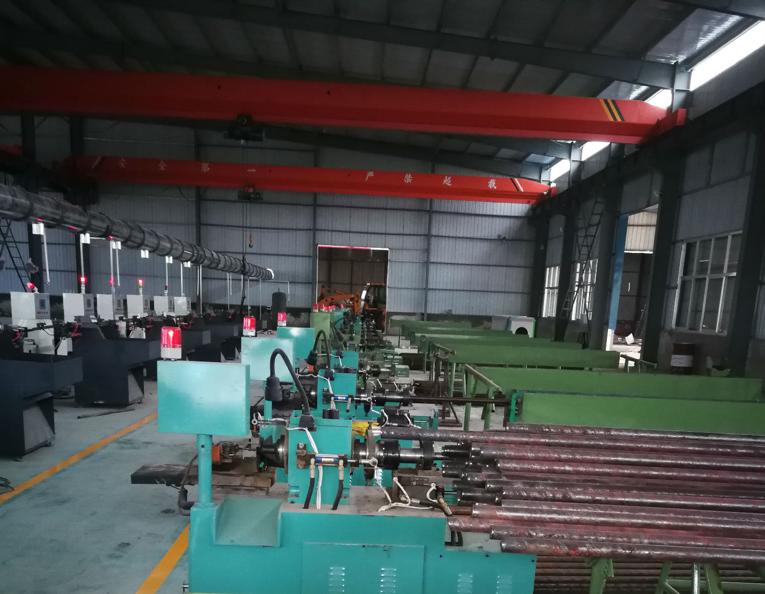 生產(chǎn)車(chē)間3.jpg 生產(chǎn)車(chē)間3.jpg